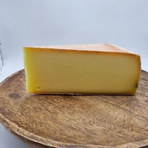Fromage Tomme de Fontain au lait Cru (en tranche d'environ 500g)